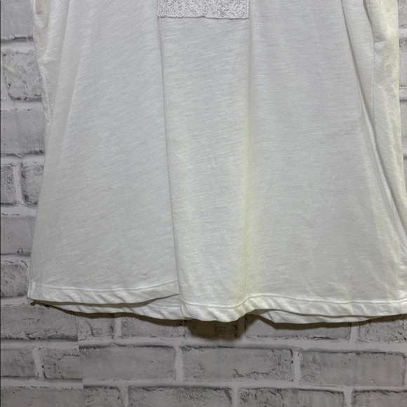 Denver Hayes White Blouse with lace detailing size large - Picture 4 of 8
